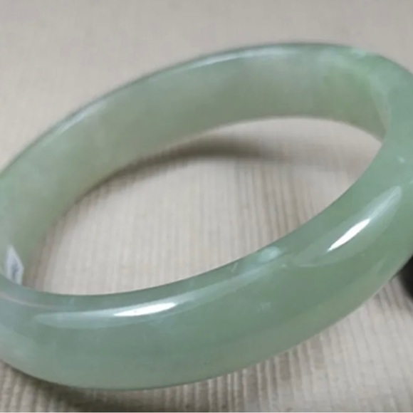 61.5MM Natural Ice Green Jadeite Jade Bracelet Bangle Jadeite Jade Bracelets - Picture 8 of 11